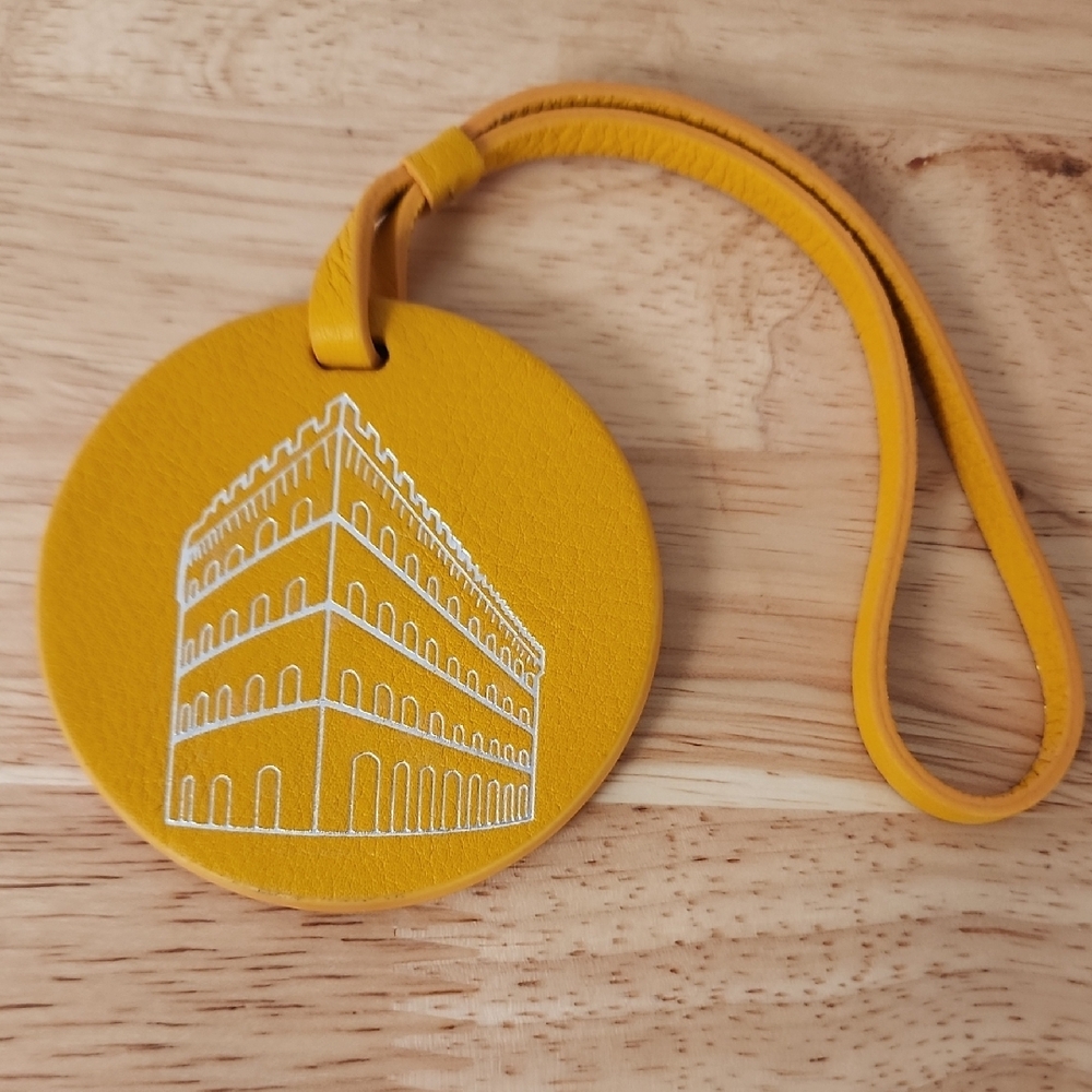 Salvatore Ferragamo Mustard Leather Luggage Tag - Picture 2 of 5